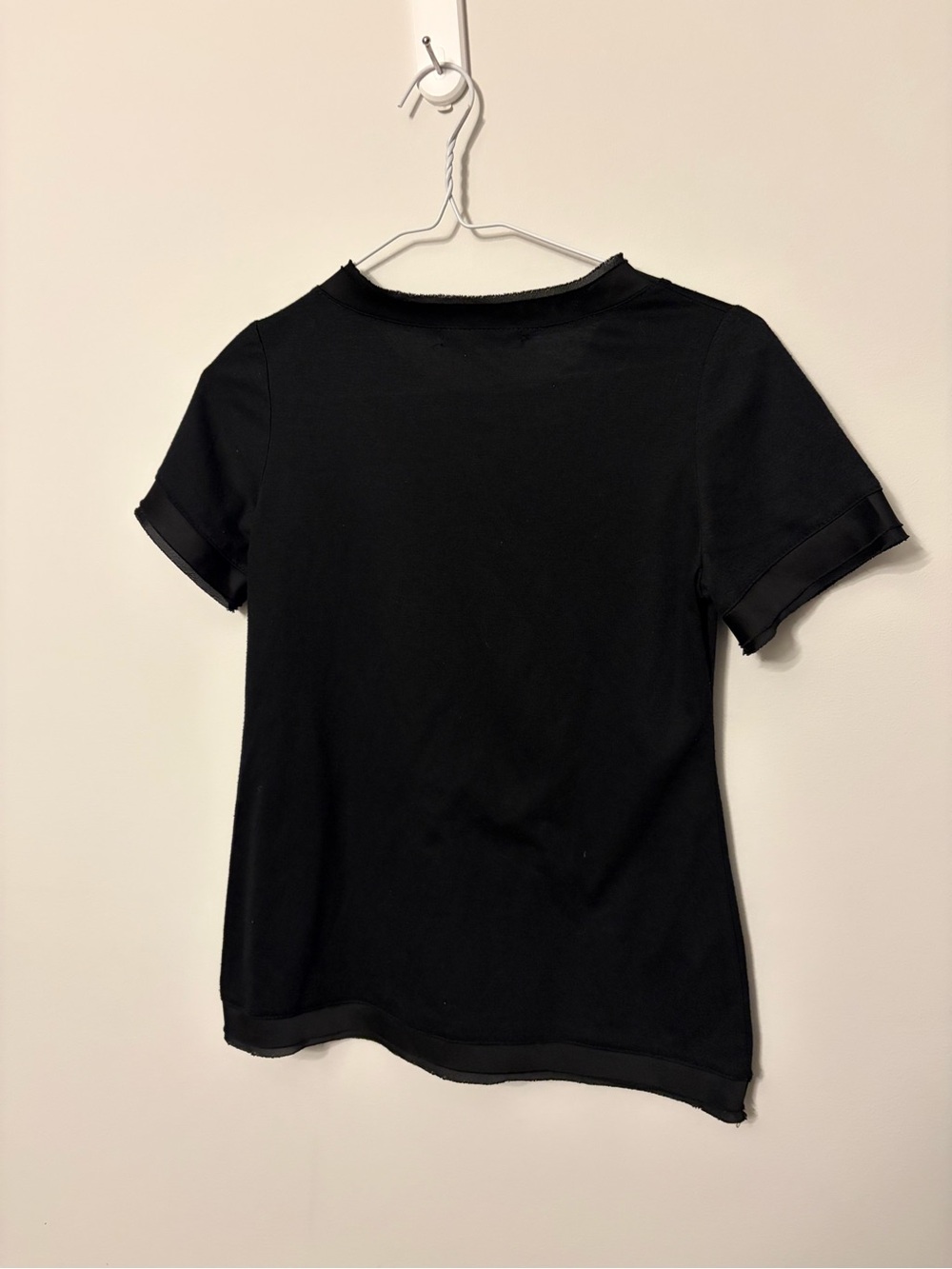 Alexander McQueen Classic Black Short-Sleeve Women's Tee - Picture 5 of 5